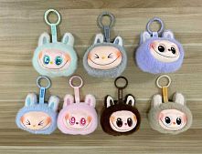 М`яка іграшка-брелок M 19740 ЦІНА ЗА 1 ШТУКУ, герой, висота - 9 см, м'яке хутро, підсвічування, пісня, текстильна стрічка, карабін