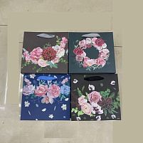 Пакет подарунковий паперовий M "Flower dance" 32*26*12см Stenson R91261-M