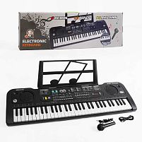 Синтезатор MQ 6181 Штрихкод=97091 працює від мережі та батарейок, LED-дисплей, 61 клавіша, звукові ефекти, регулювання гучності, мікрофон, в коро